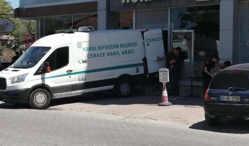 Pizzacıda Sultan'ı öldüren sanığa ceza yağdı