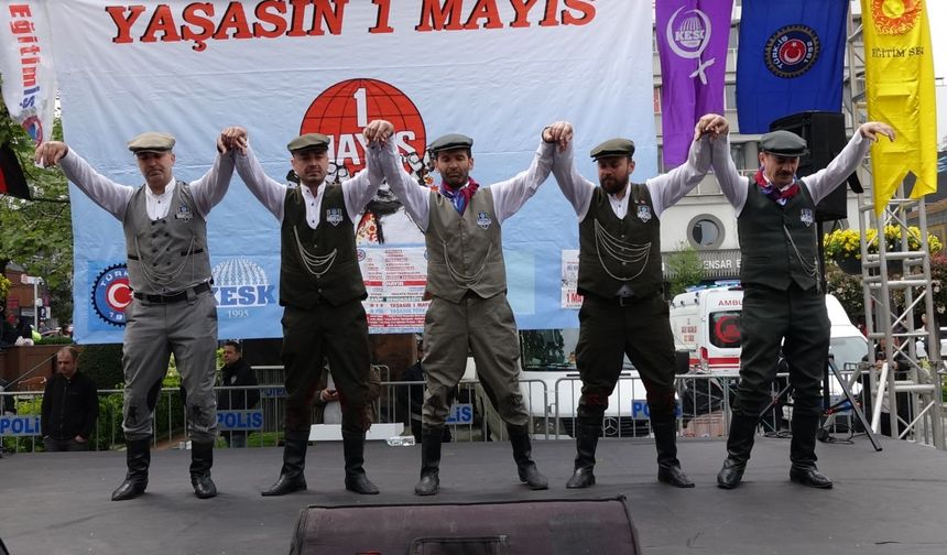 Trabzon'da horonlu 1 Mayıs kutlaması