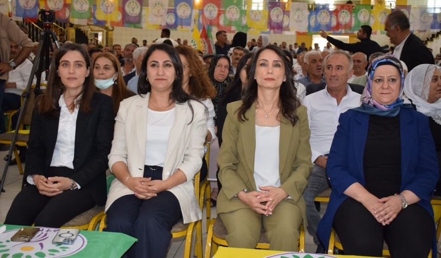 Tülay Hatimoğulları: Bize düşen, Türkiye'nin iç barışını sağlamak