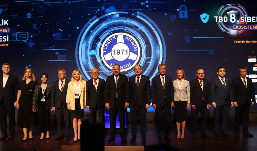 Bakan Yardımcısı Sayan: Dijital kalemizi, yerli ve milli üretimimiz olan anahtarlarla koruyoruz