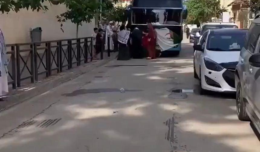 Gazze'deki ablukanın kırılması için Mısır'a giden 40 aktivist alıkonuldu