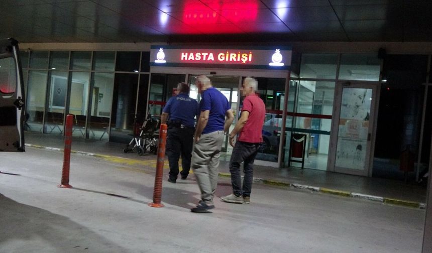 İzmir'de, havalandırma borusuna gizlenmiş ruhsatsız tabancalar ele geçirildi: 3 gözaltı