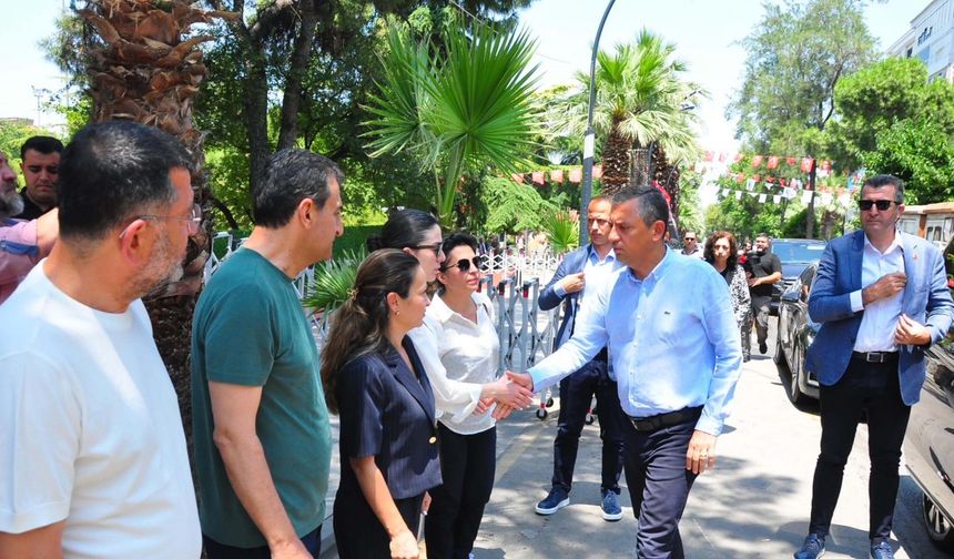Özgür Özel: Ortak vicdan siyasete yol gösterecek
