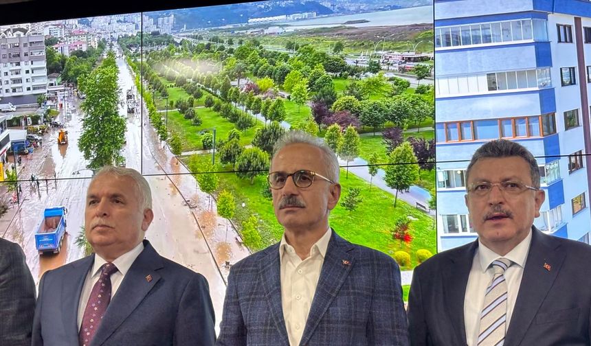 Trabzon'da selin izleri siliniyor, kayıp kişi aranıyor (5)