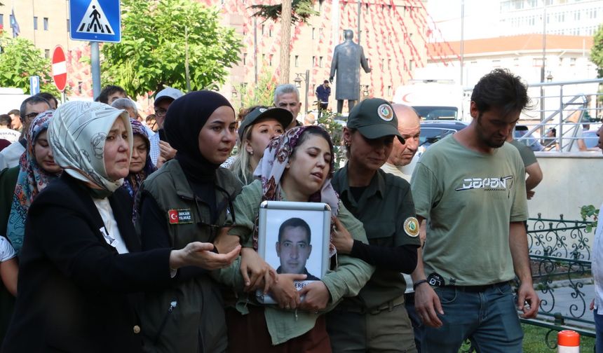 Orman şehidi Dereli, son yolcuğuna uğurlandı/ Ek fotoğraflar