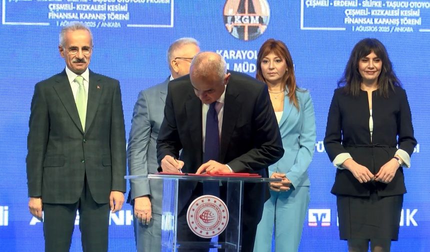 Bakan Uraloğlu: Mersin'in trafik çilesini tarihe gömeceğiz