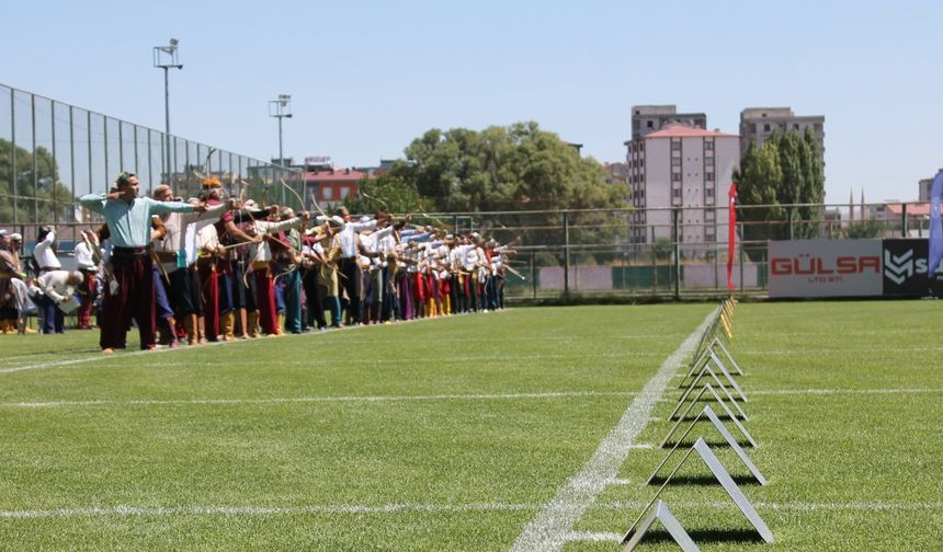 Gençler ve Büyükler Açık Hava Puta Türkiye Şampiyonası Sivas'ta devam ediyor