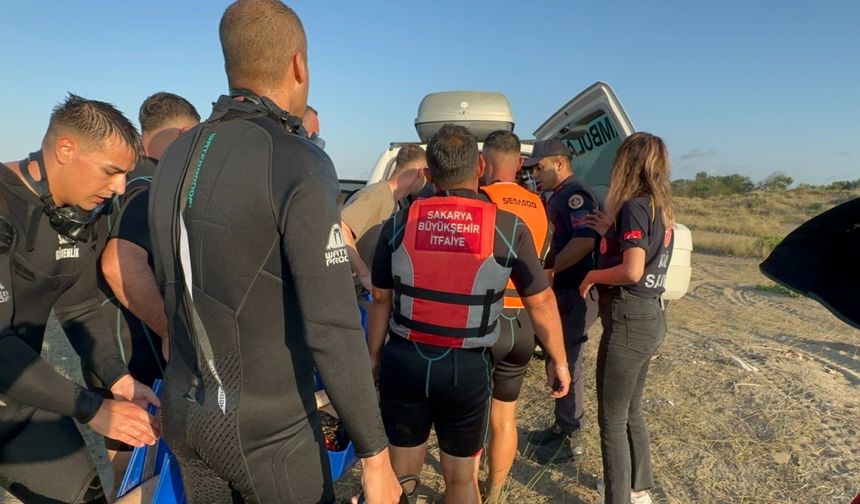 Karasu'da denize giren Efe, boğuldu