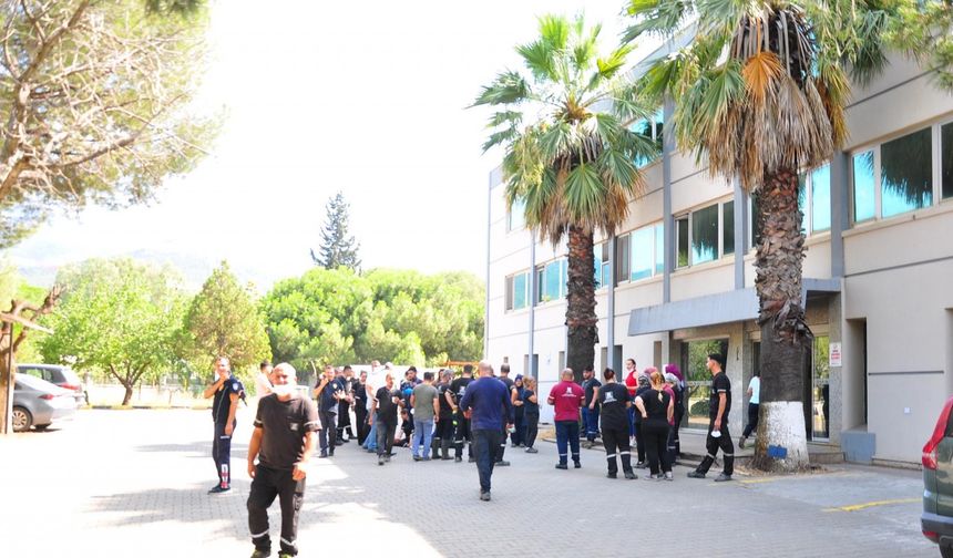 Manisa'da fabrikada kimyasal madde zehirlenmesi: 3 işçi hastaneye kaldırıldı