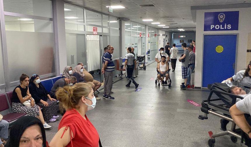 Tekirdağ'da, 50 işçi zehirlenme şüphesiyle hastaneye kaldırıldı
