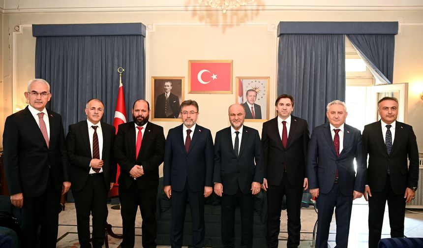 Bakan Yumaklı, Şam Büyükelçiliği'ni ziyaret etti