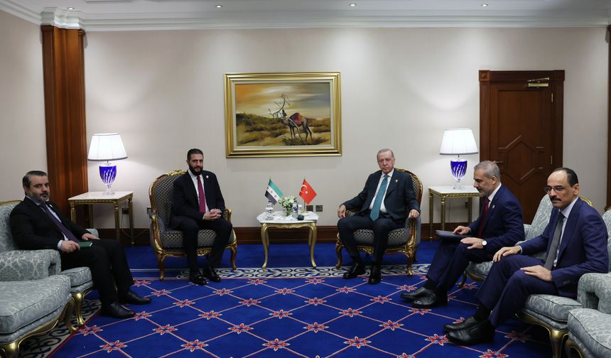 Cumhurbaşkanı Erdoğan, Suriye Cumhurbaşkanı Şara ile bir araya geldi