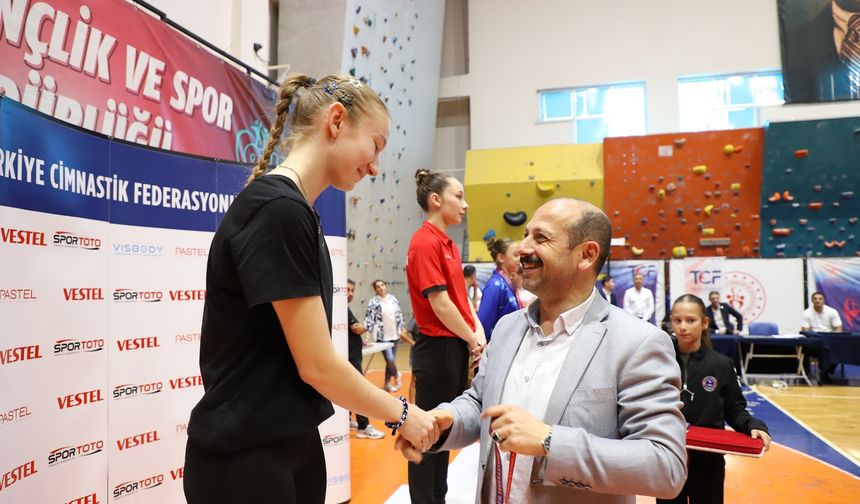 Trampolin Cimnastik Kulüpler Arası Türkiye Şampiyonası Samsun'da yapıldı