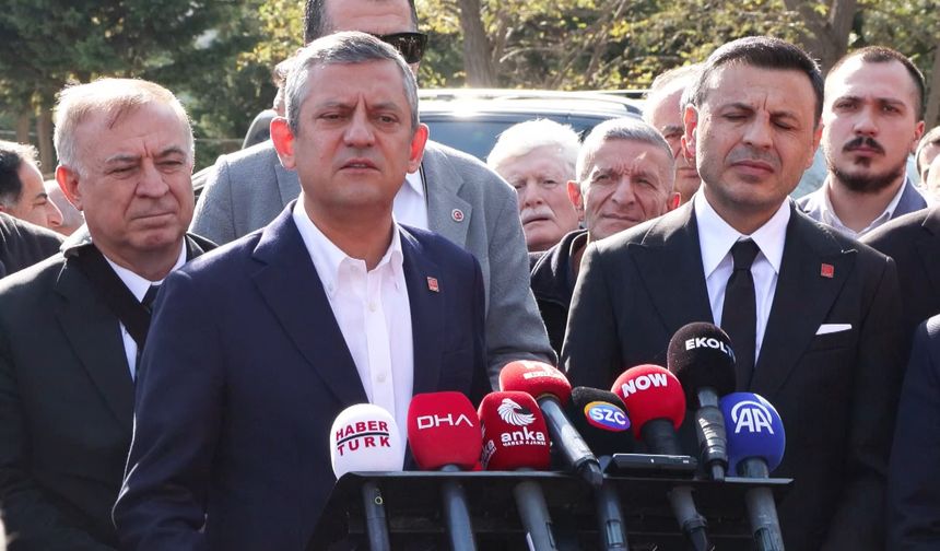 İstanbul - Özgür Özel: Kimseyle kavga etmek istemiyoruz, millete hizmet yarışında olalım