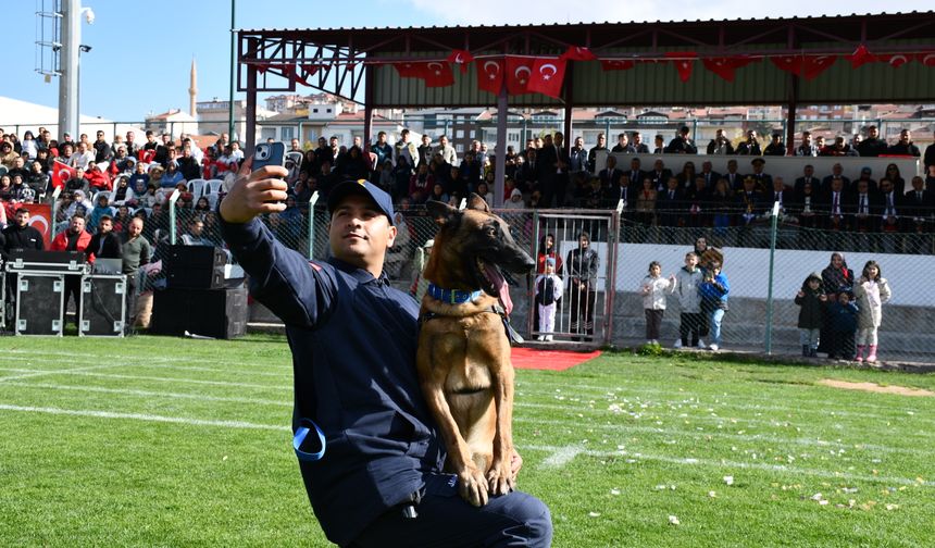 'Nefes'in gösterisi, 29 Ekim kutlamalarında ilgiyle izlendi
