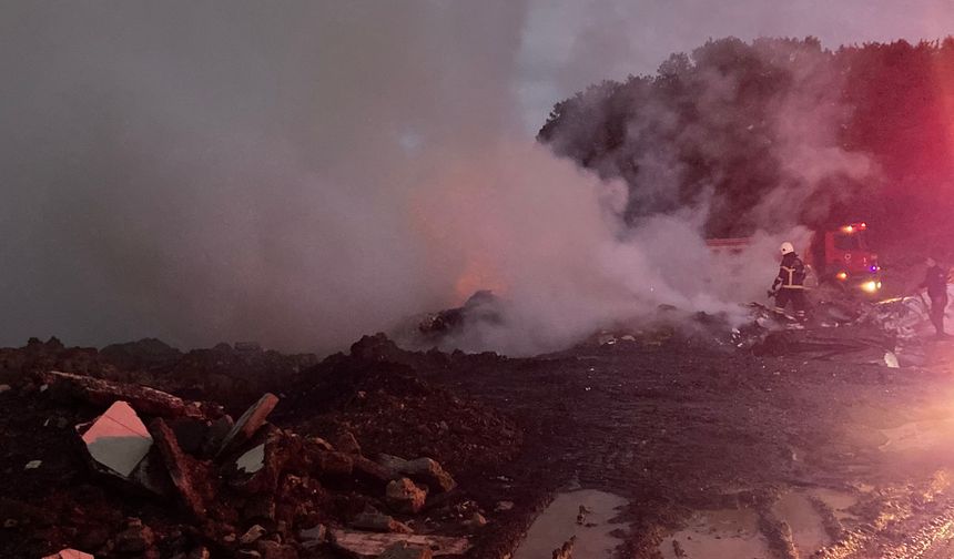Ordu'da atık toplama merkezinde çıkan yangın söndürüldü