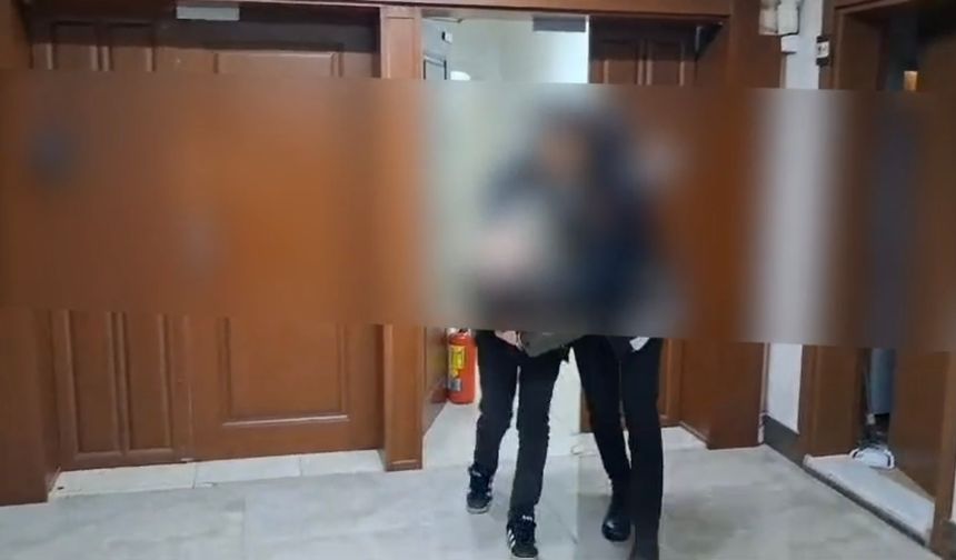 Taksinin yedek lastiğinde 1 kilo metamfetamin ele geçirildi