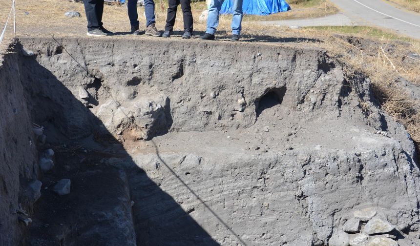 Değirmenler Höyük'te Karaz kültürüne ait hayvansal besin üretim mekanı bulundu / Ek fotoğraflar