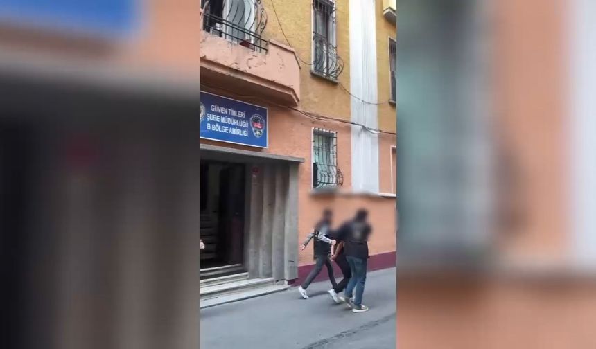 İstanbul - Beyoğlu'nda hastanede cep telefonu hırsızlığı kamerada