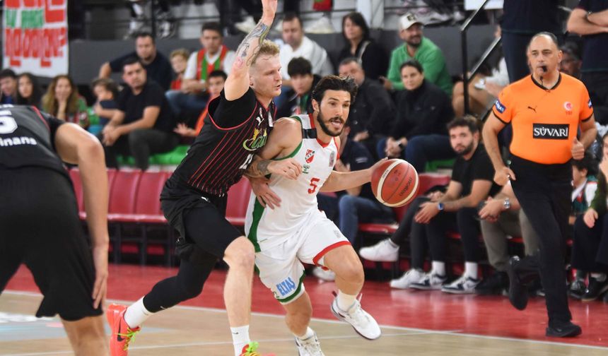 Karşıyaka potada düşüşe çare bulamıyor