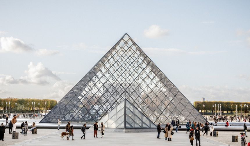 Louvre Müzesi soygunuyla bağlantılı 1 kişi daha tutuklandı