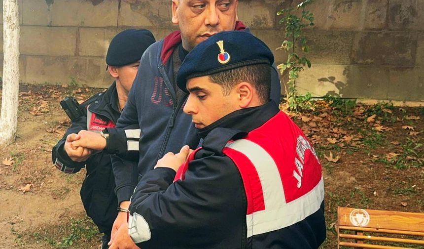 Manisa'da otizmli öğrenciyi merdivenlerden iten okul müdürü gözaltına alındı (2)