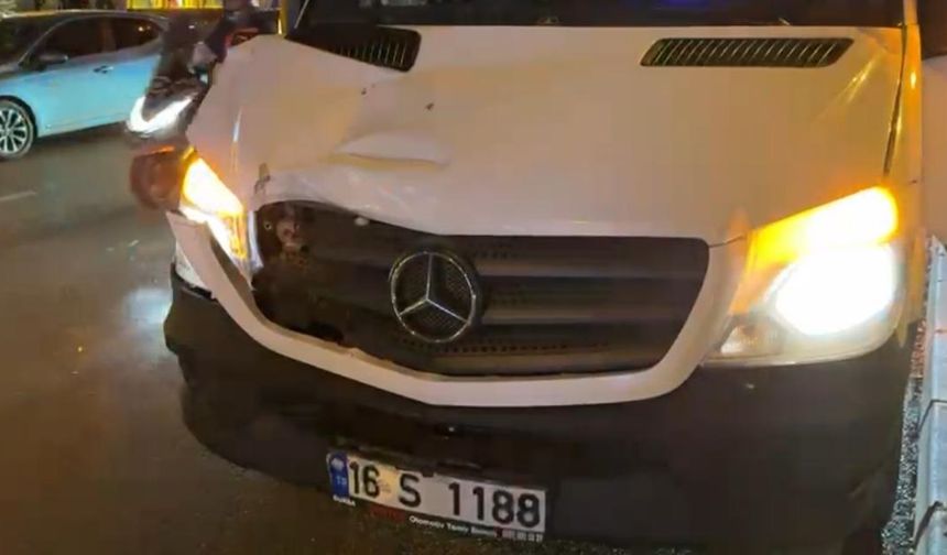 Minibüsün çarptığı yaya ağır yaralandı