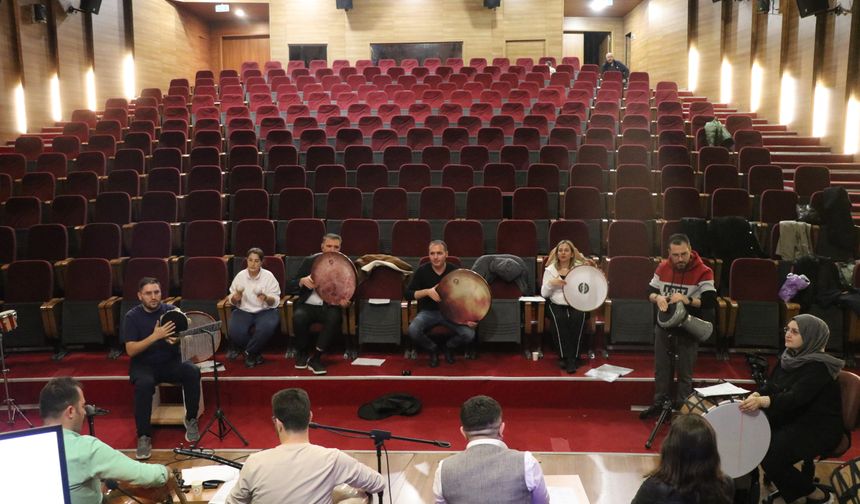 Doktor, hastane stresini adliye ritim grubuyla atıyor