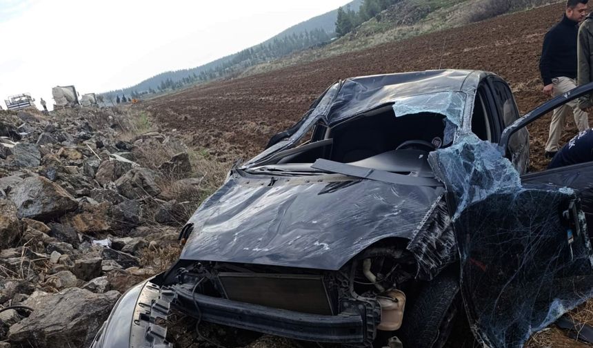 Gaziantep’te takla atan otomobilin sürücüsü yaralandı