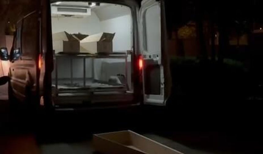 İstanbul - Beylikdüzü'nde elleri koli bandıyla bağlanmış asılı halde ceset bulundu