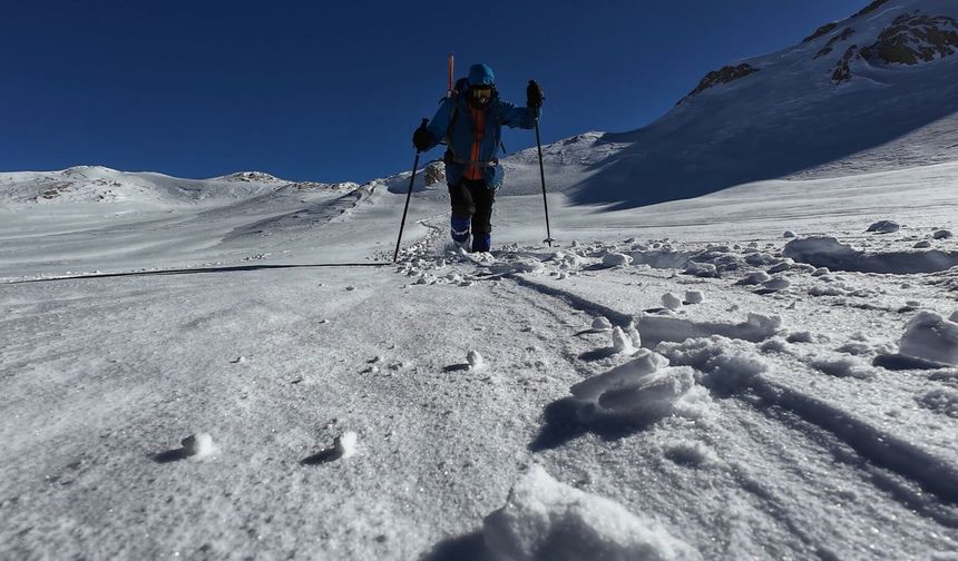 Osmaniyeli dağcılardan Berit Dağı'nda hayat kurtaran müdahale