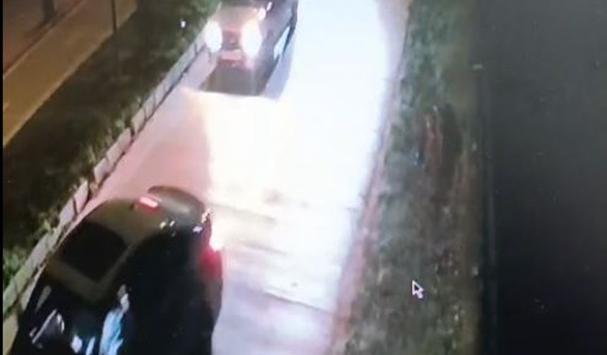 Polis memuruna otomobille çarpan 2 kardeşe gözaltı