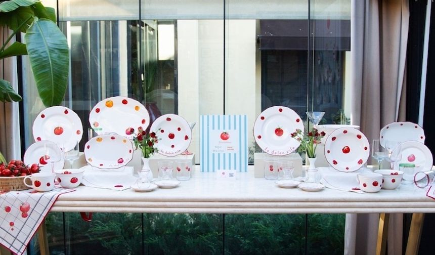 Rakle ve Bengi Kurtcebe'den 'Pomodoro Koleksiyonu'