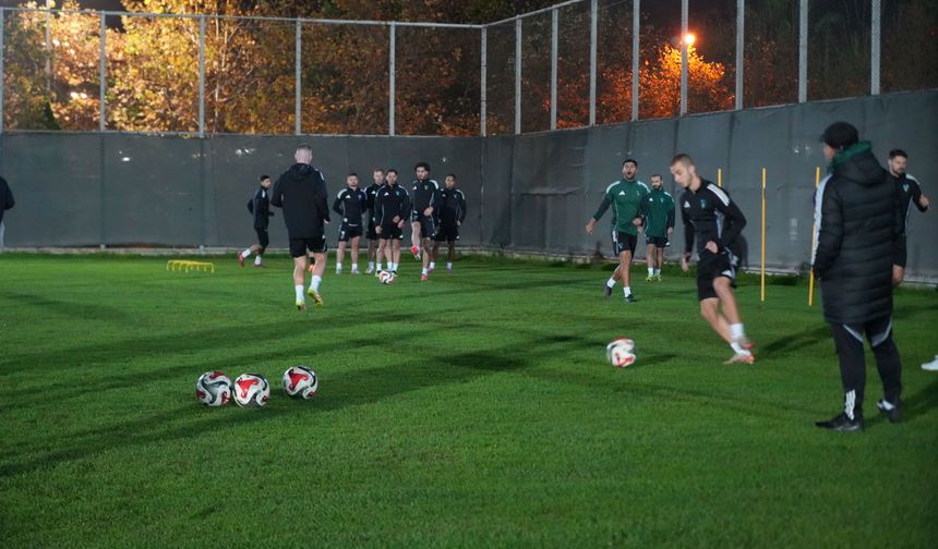 Selçuk İnan: Her maç bir final, her puan altın değerinde