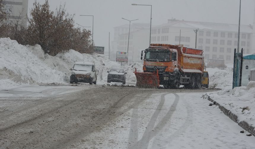 Bitlis'te kar yağışı