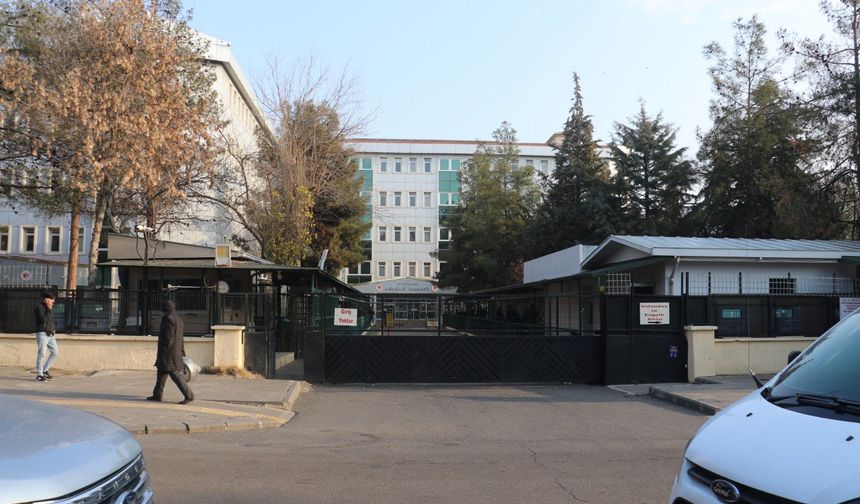 Diyarbakır'daki pompalı tüfekli cinayet; kursa oğlunu kaydettirmek için gitmiş (2)