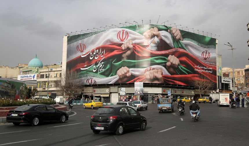 İran'daki protestolarda hayatını kaybedenlerin sayısı 2 bin 677'ye yükseldi