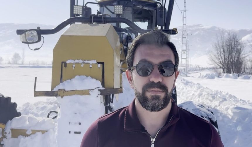 İş makinesi operatörü çocuğu kırmadı, evin önünü kardan temizleyip yolu açtı (2)