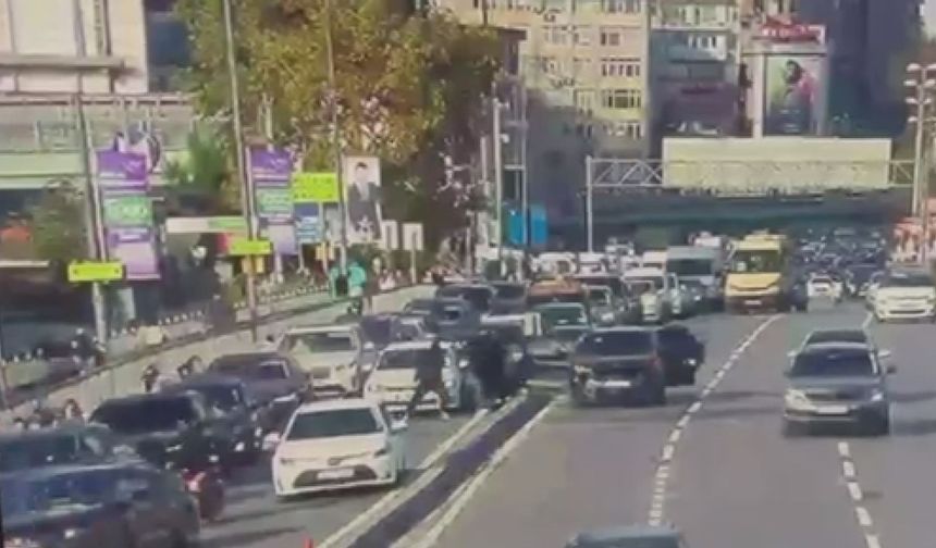 İstanbul- Avukat Serdar Öktem'e uzun namlulu silahlarla saldırının görüntüleri ortaya çıktı