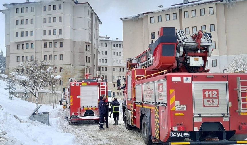 Ordu'da çatı yangını paniğe neden oldu
