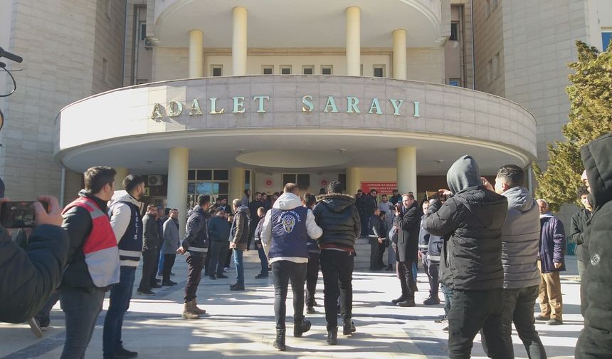 Şanlıurfa'da yasa dışı bahis operasyonunda 28 şüpheli adliyede