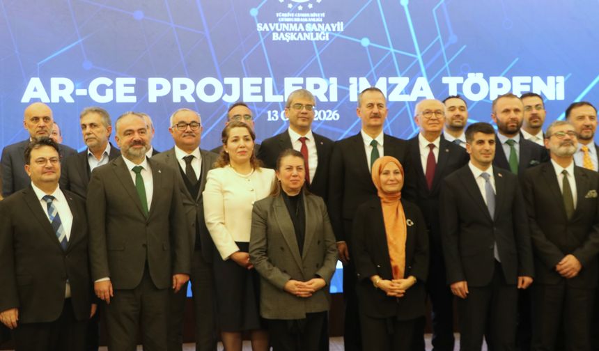 Savunma sanayiinde 14 Ar-Ge projesi için imzalar atıldı