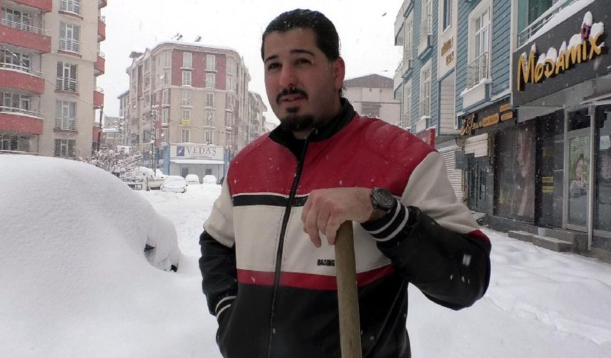 Van'da kardan 671 yerleşim yerinin yolu ulaşıma kapandı (2)