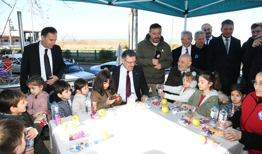 Başkan Genç, miniklerin 'Tekne Orucu' heyecanına ortak oldu