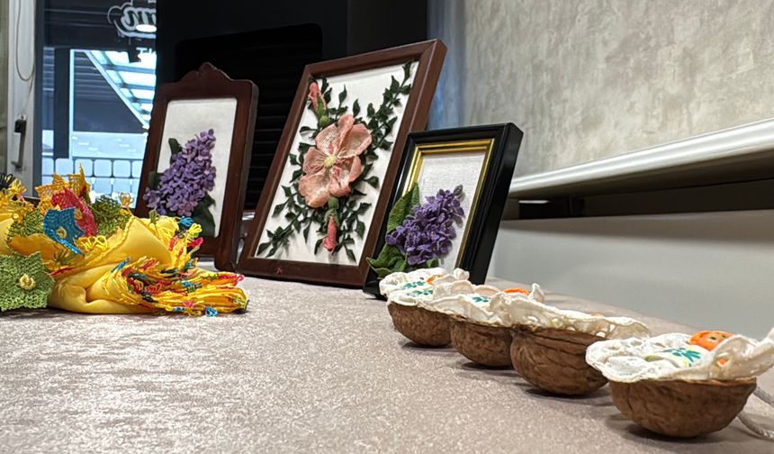 Çocukken başladığı el sanatları sayesinde emekli oldu