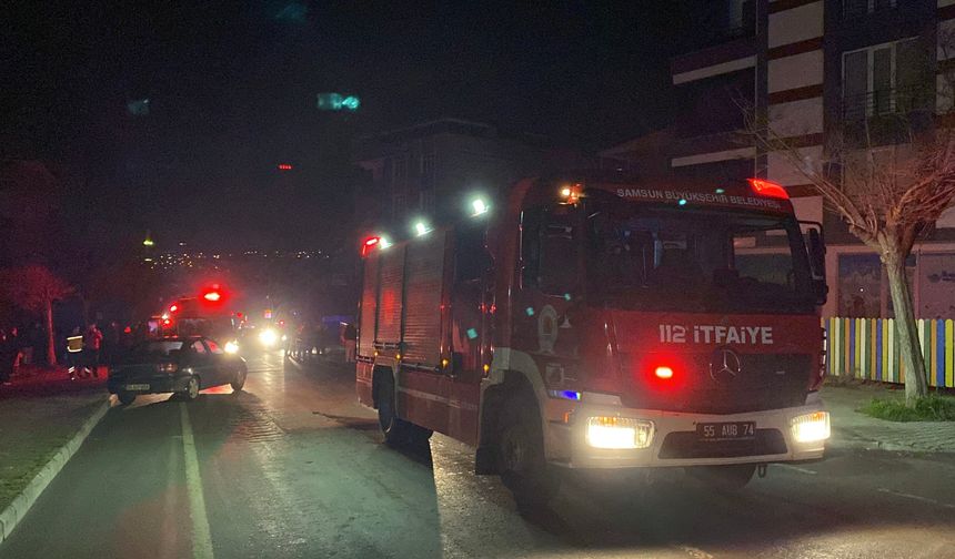 Evinde çıkan yangını söndürmek isterken yaralandı