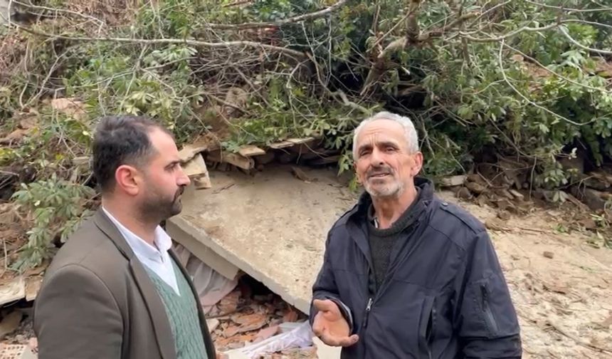 Heyelanda ev toprak altında kaldı