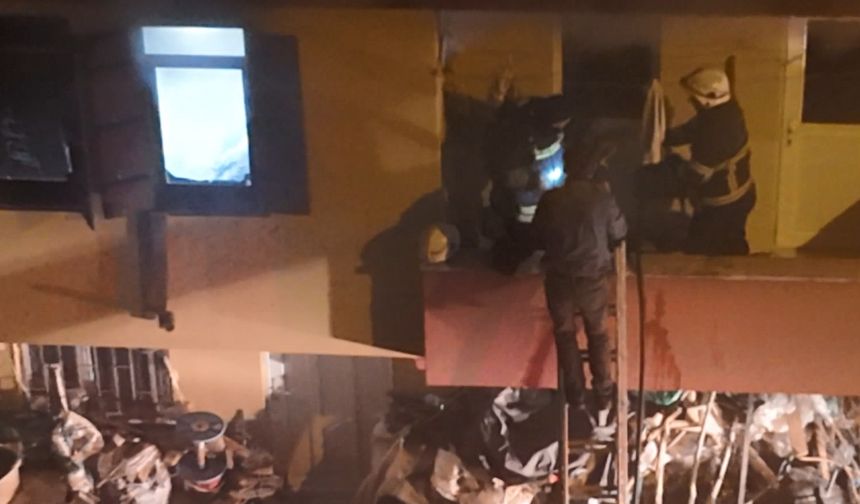 İki ayrı mahallede yangın; ev ve odunluk küle döndü