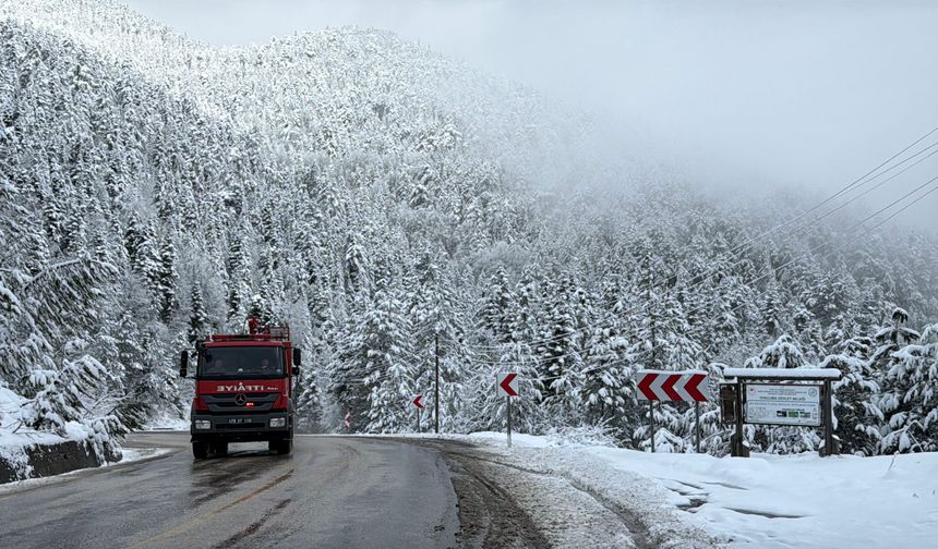 Karabük'ün yüksek kesimlerinde kar etkili oldu