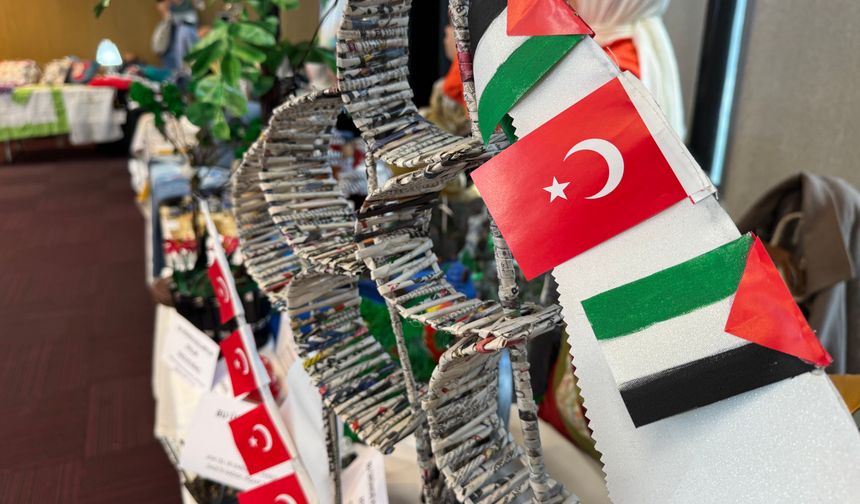 Atık malzemelerle Filistin'e giden Sumud gemisini yaptı